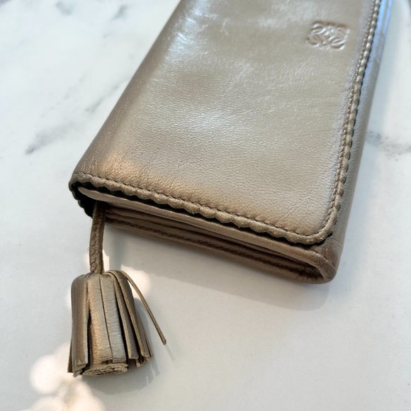 Loewe Anagram Tassel Leather Long Wallet in Light Gold - Picture 3 of 13